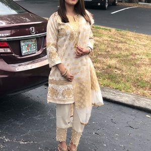 Embroidery dress with pants and duppatta